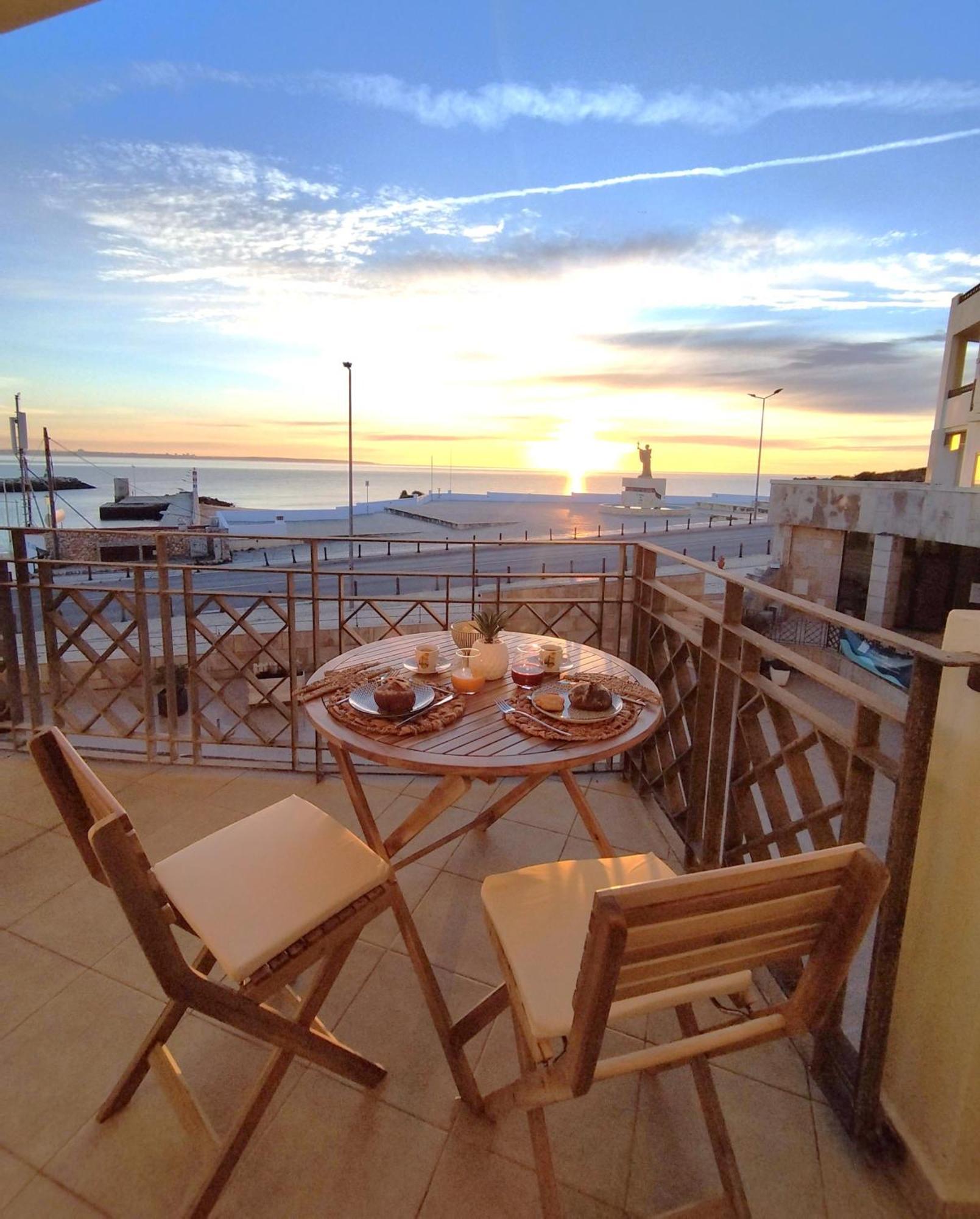 Potato Beach Apartment At Beach Front & Sea View Lagos Luaran gambar
